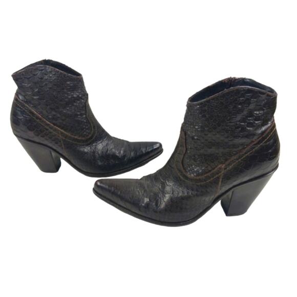 FS2127 GUC $369 Donna Piu Snake Embossed Boots size 37 US 7 - Picture 3 of 11